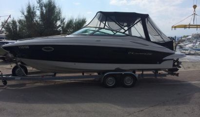 KAJUTOVÁ LOĎ CROWLINE 266 SC