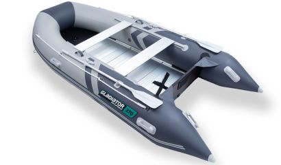 Nafukovací člun s motorem