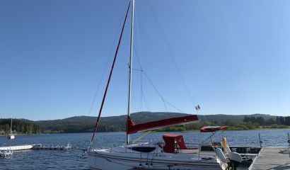 Plachetnice Northman MAXUS 28+přívěs