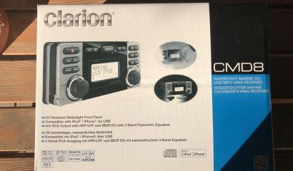 Lodní rádio Clarion CMD8