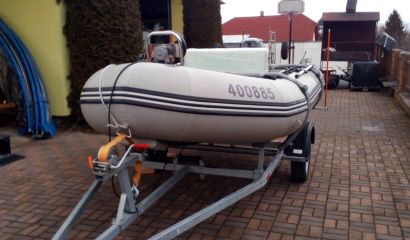 Nafukovací člun Mercury 25 four