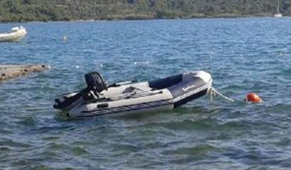 Člun ZODIAC Typhoon 310S se závěsným motorem