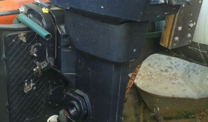 Prodám nafukovací člun s laminátovým kýlem včetně vleku