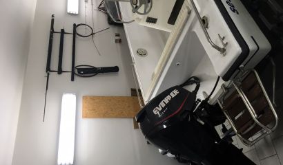 prodám motorový člun