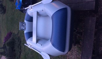 Nafukovací člun 200 cm