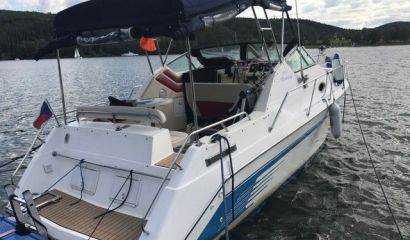 Motorová loď Avanza