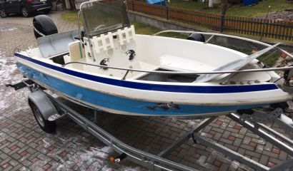 prodám motorový člun