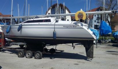 Prodám kajutovou plachetnici