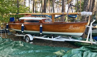 Plachetnice Jollenkreutzer 20R - Oldtimer 1966