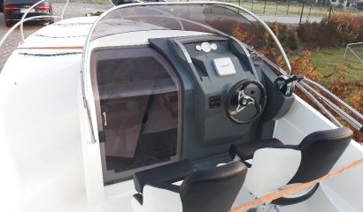 Galia 630,Mercury 150+podvozek a doplňky