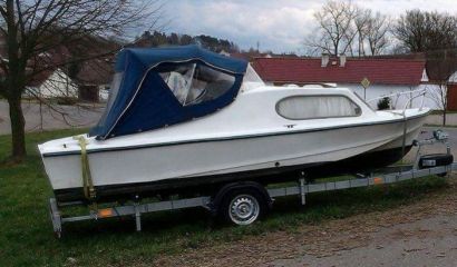 Prodám zachovalou kajutovku