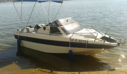 Prodám kajutový člun  RIO 550