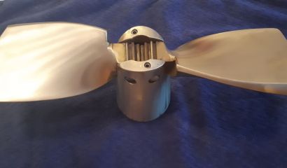 Sklopná lodní vrtule - lodní šroub sklopný