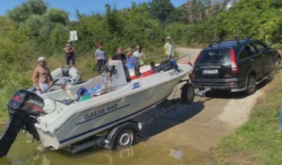 Galie 440 a Mercury 40 hp