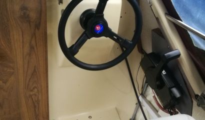 Prodám Člun Shetland 536,motor Suzuki DF 9,9 i s kotvištěm na Slapech