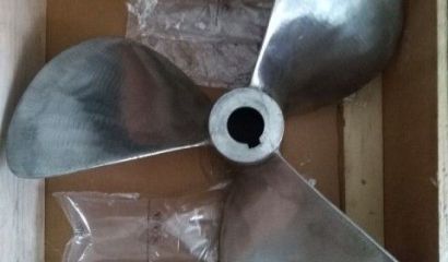 Lodní motor+ převodovka+vrtule