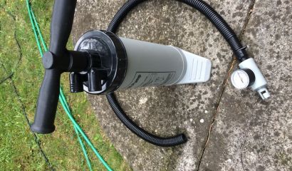 Motor Mariner/Mercury 3,5 + člun