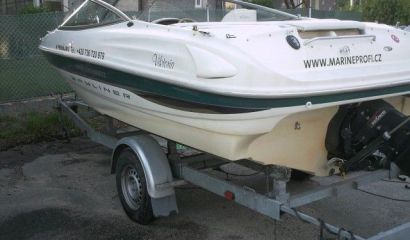 Prodám motorový člun Bayliner Capri 1850
